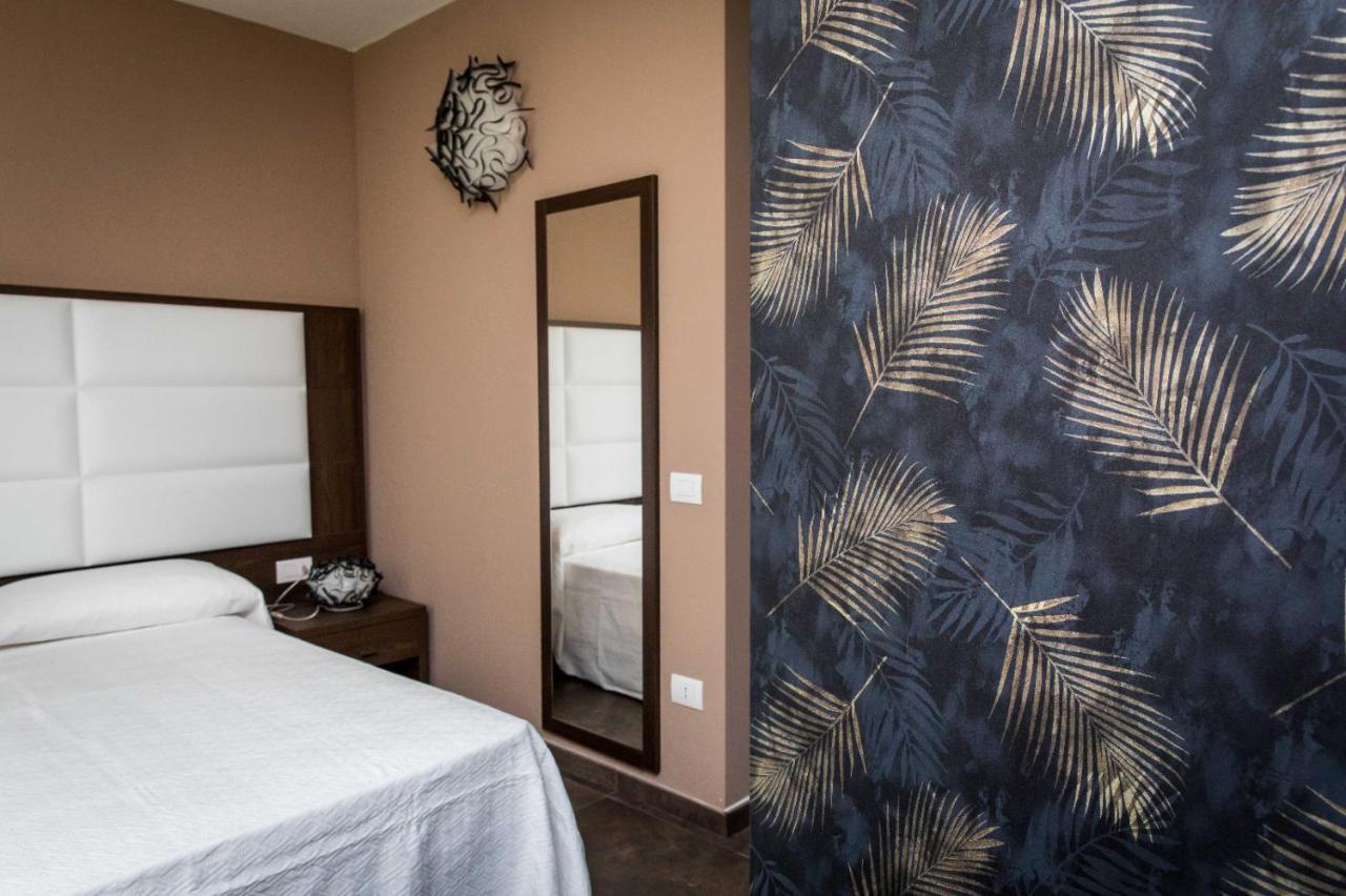 4Essences Boutique Rooms Maratea Bagian luar foto